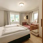 Szálloda Felsenhof 4*
