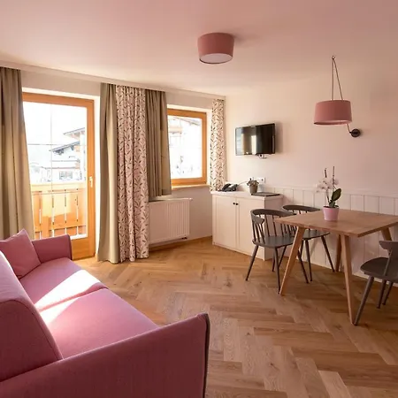 Otel Felsenhof 4*