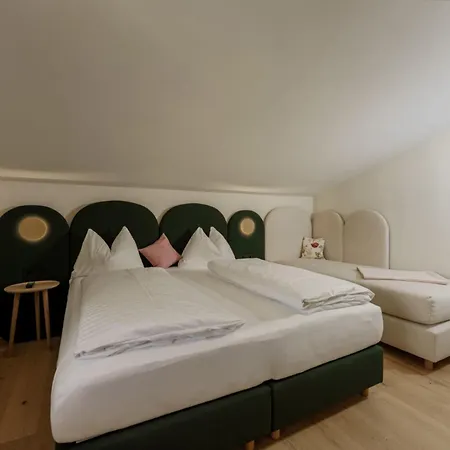Felsenhof Hotel