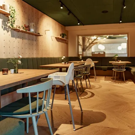 Hotel Felsenhof 4*